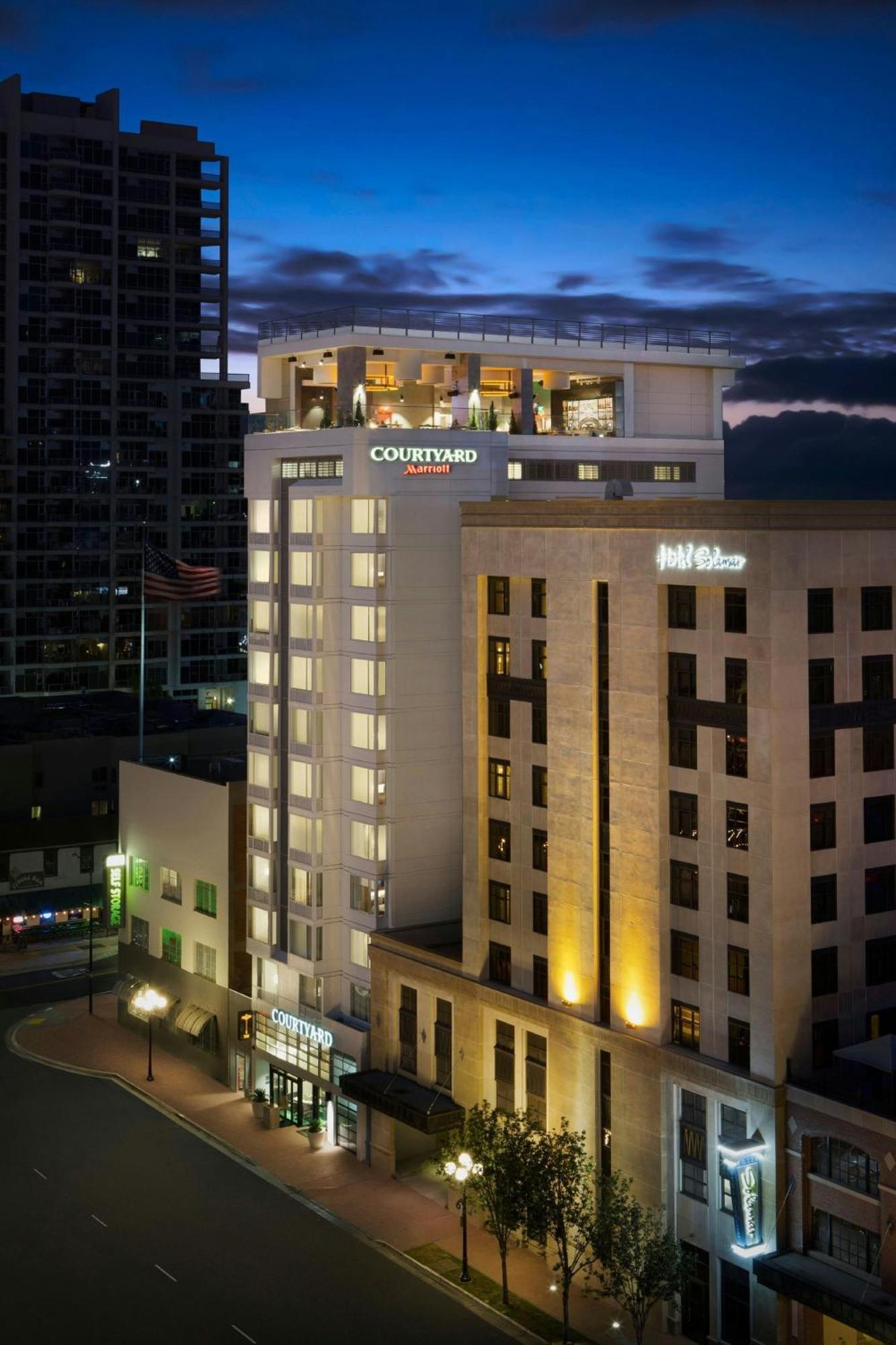 Courtyard By Marriott San Diego Gaslamp/Convention Center Eksteriør billede
